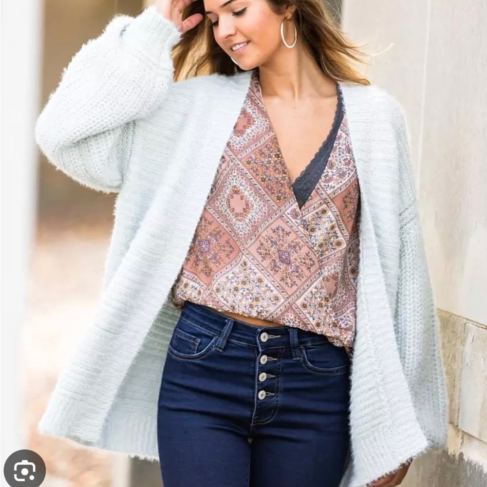 Willow & Root light blue eyelash ribbed cardigan sweater, sz small